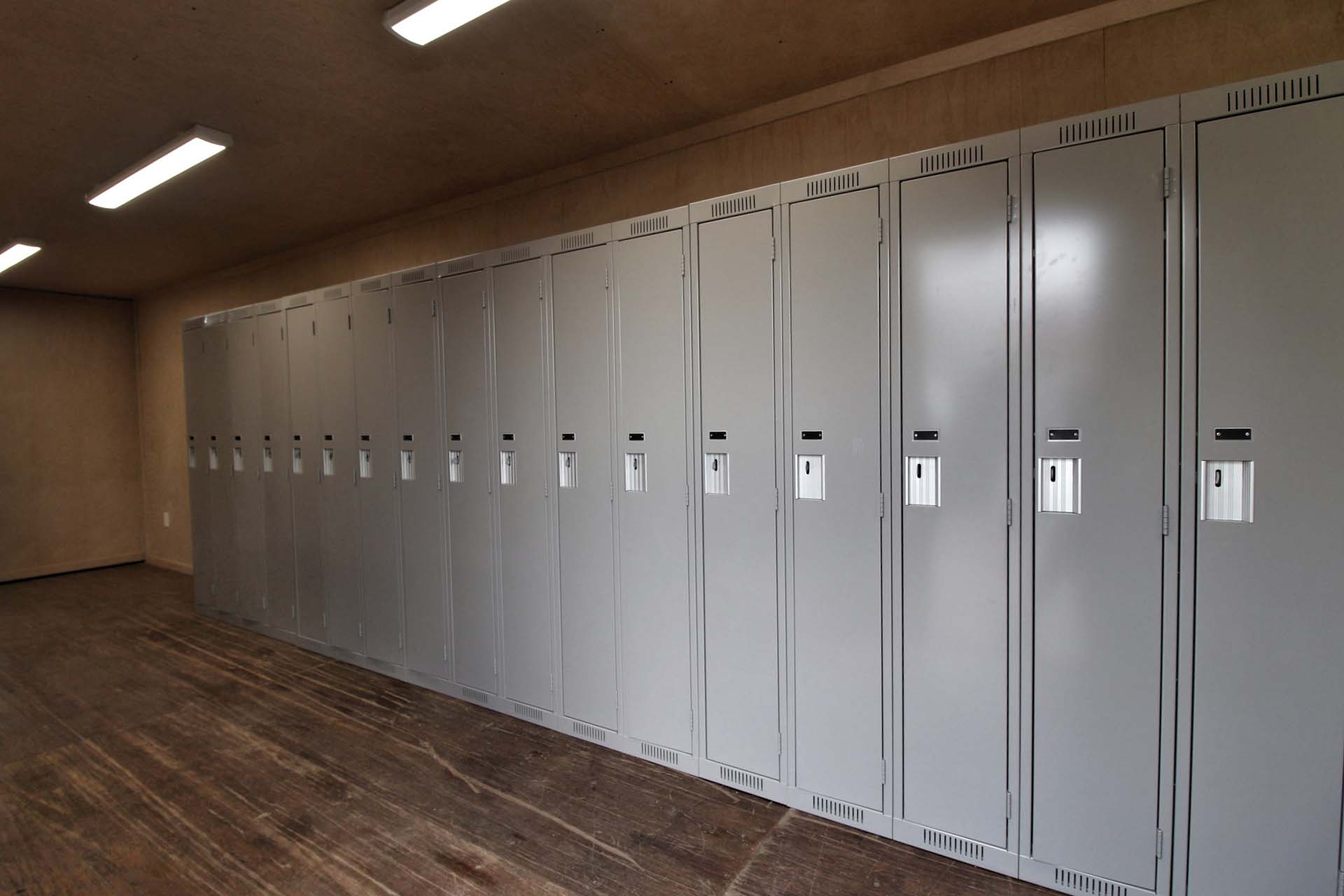40’ Locker Room - Allied Container Services PTY LTD