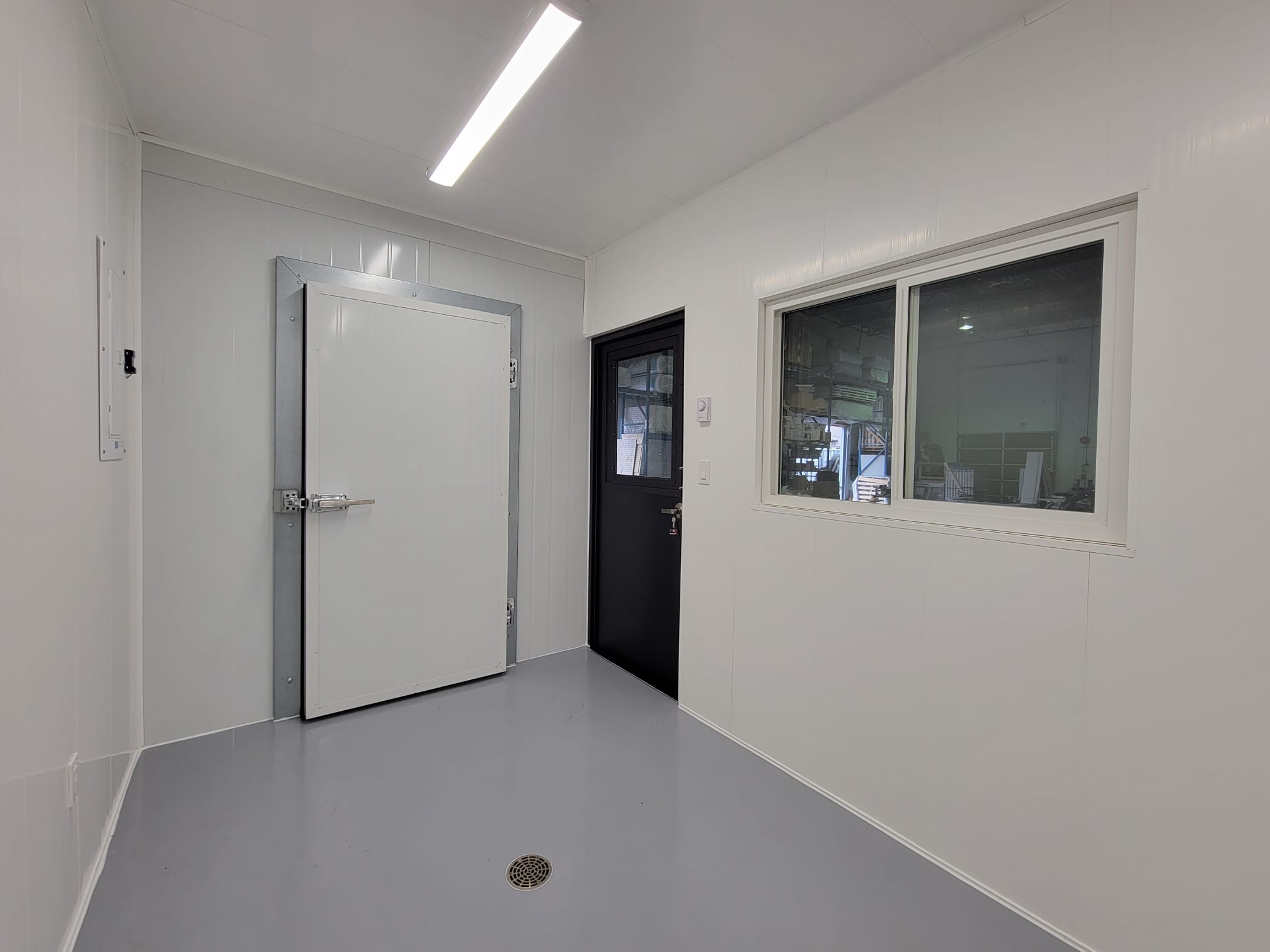 Food Processing Unit With Walk in Cooler - Allied Container Services PTY LTD
